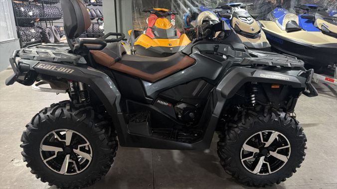 02 Outlander Max Limited 1.000R