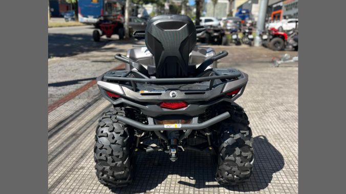 04 Can Am Outlander 700 XT 2025