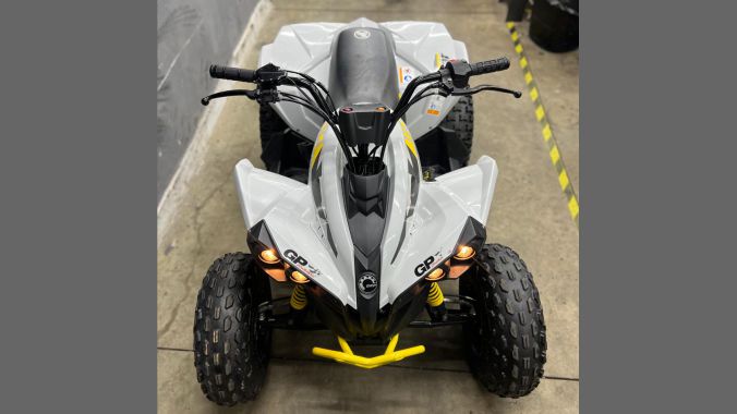 04 Can Am Renegade 100 EFI 2023