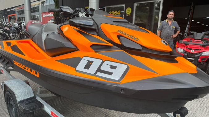 02 Sea Doo GTR X 300 2024